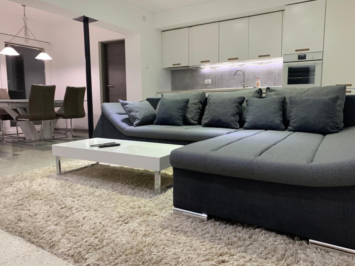 Green Apartment By Alex Rafael Zágráb Kültér fotó